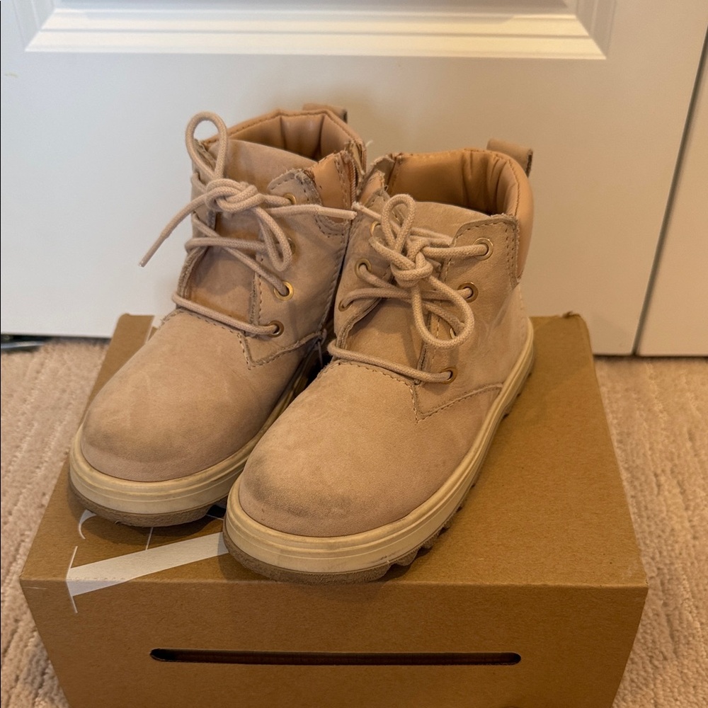 Zara Tan/light pink  Kids Boots